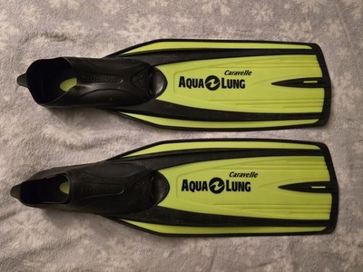 CARAVELLE AQUA LUNG SCUBA FLIPPER FINS 40-41'' LONG LIME SIZE 6 - 7 *NEW*