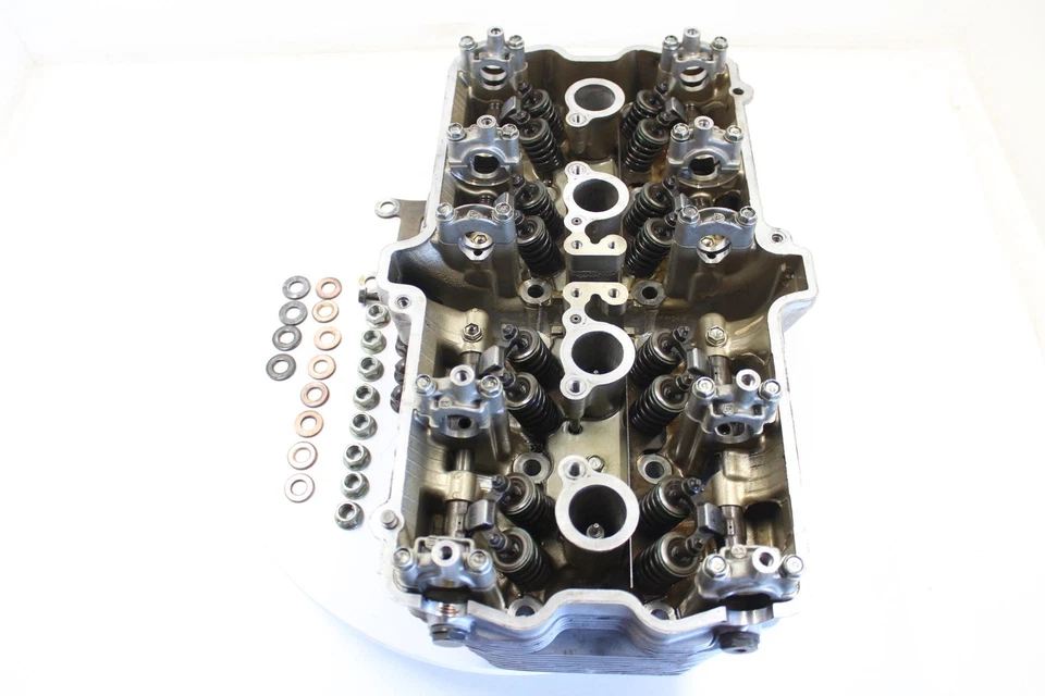 91 SUZUKI GSX1100G OEM MOTOR EXTREMO SUPERIOR CULATA Foto 3 de 4