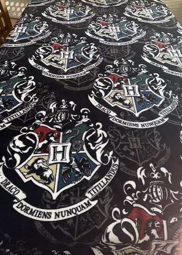 Wizarding World Harry Potter Fleece Throw Blanket Hogwarts School Crest