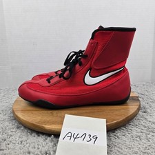 Nike Men 10.5 Machomai 2 Red White Black Gym ...