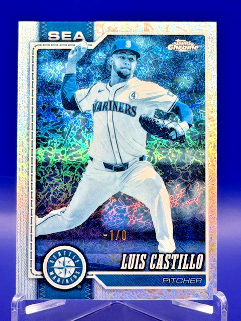 2026 Topps Chrome Frozenfractor Luis Castillo -1/0 #62 Mariners SSP Rare