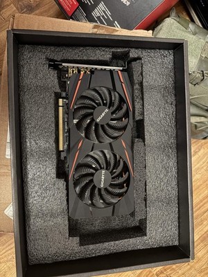 GIGABYTE Radeon RX 570 4GB Gaming 4G GDDR6 Graphics Card (GV-RX570GAMING-4GD Rev