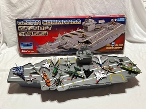 Ocean Commando Aircraft Carrier 31 INCH w/ Storage Compartment, Aircraft *READ*