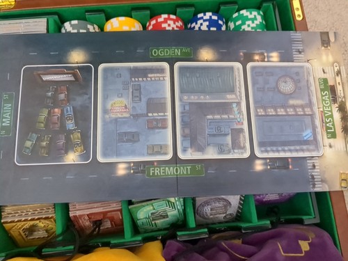 Lords of Vegas 10th anniversary Boss Edition - Mayfair Games - VERY RARE and OOP - 第 10/19 張圖片