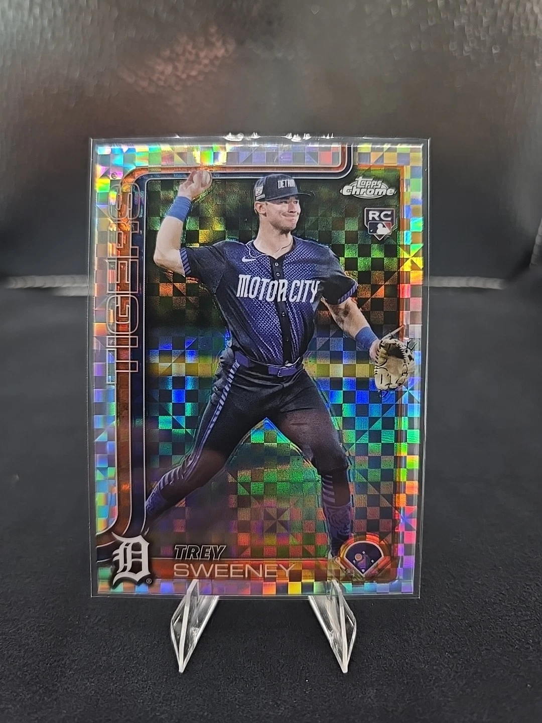 Trey Sweeney 2025 Topps Chrome X-Fractor Rookie Card #6 - Tigers