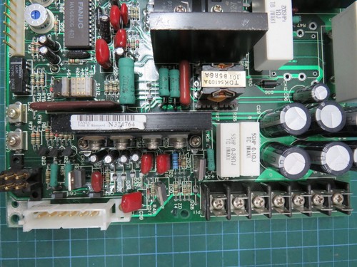 Placa Fanuc A20B-1000-0410 - Imagen 4 de 6