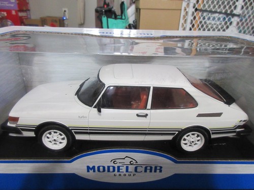 1:18 MCG Model Car Group 1984 Saab 900 Turbo RARE! Limited Edition - Picture 2 of 8