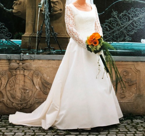 Traumhaft schönes Korsagen-Brautkleid mit Spitze Gr. 38/40 Hochzeitskleid - Bild 5 von 10