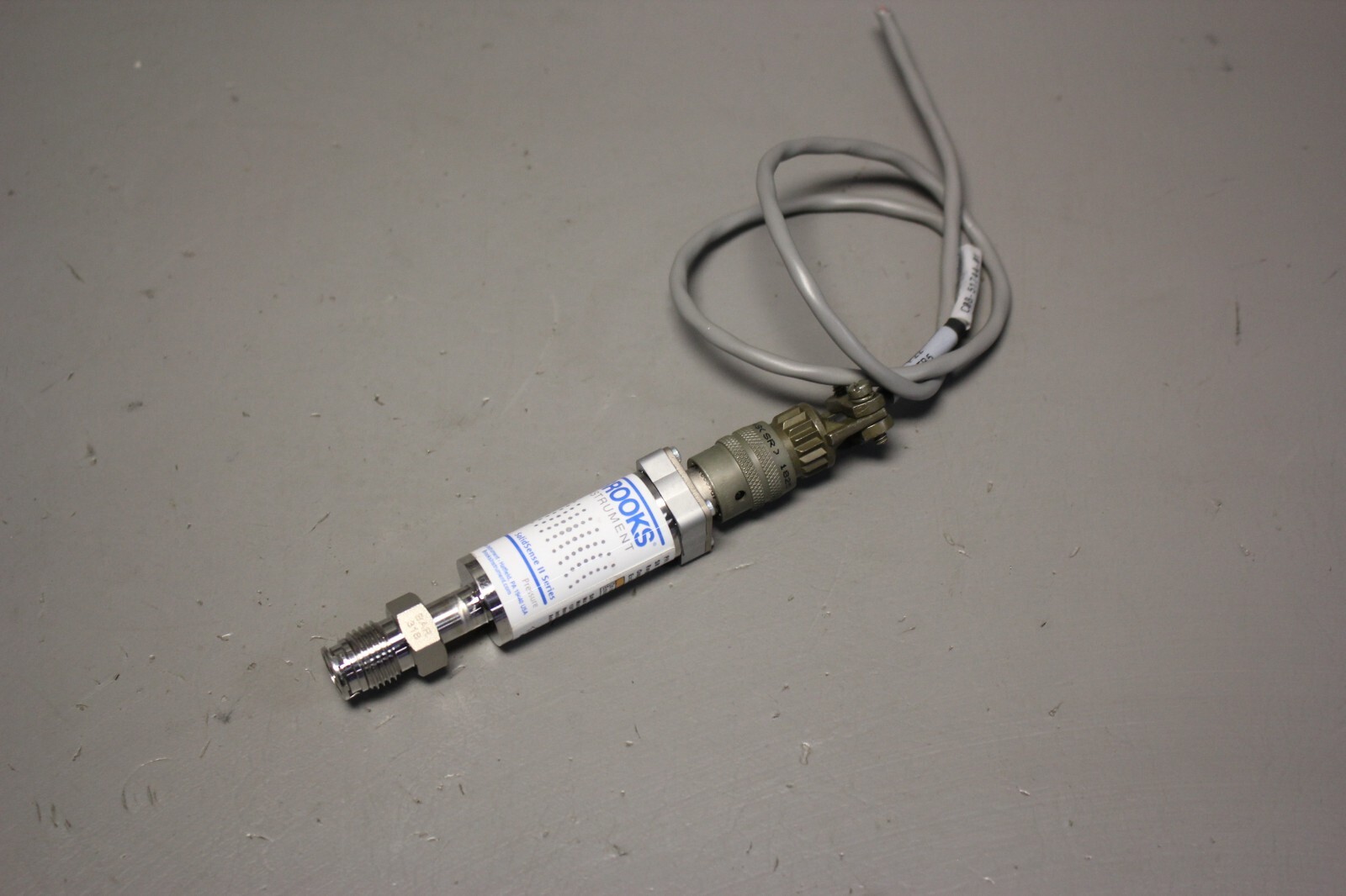 UNUSED BROOKS SOLIDSENSE II UHP PRESSURE TRANSDUCER GFD01A4BSM 100 PSIA