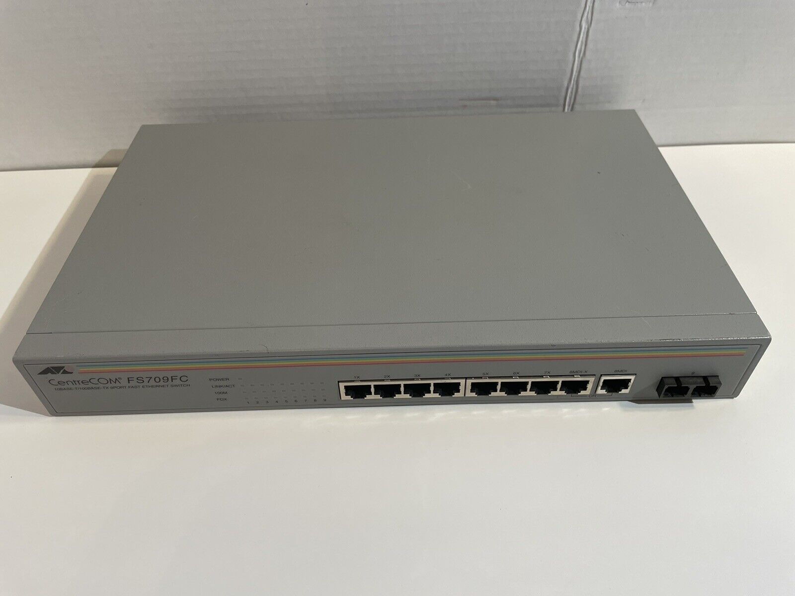 Allied Telesyn AT-FS709FC 8-Port 10/100 Mbps Fast Ethernet Switch