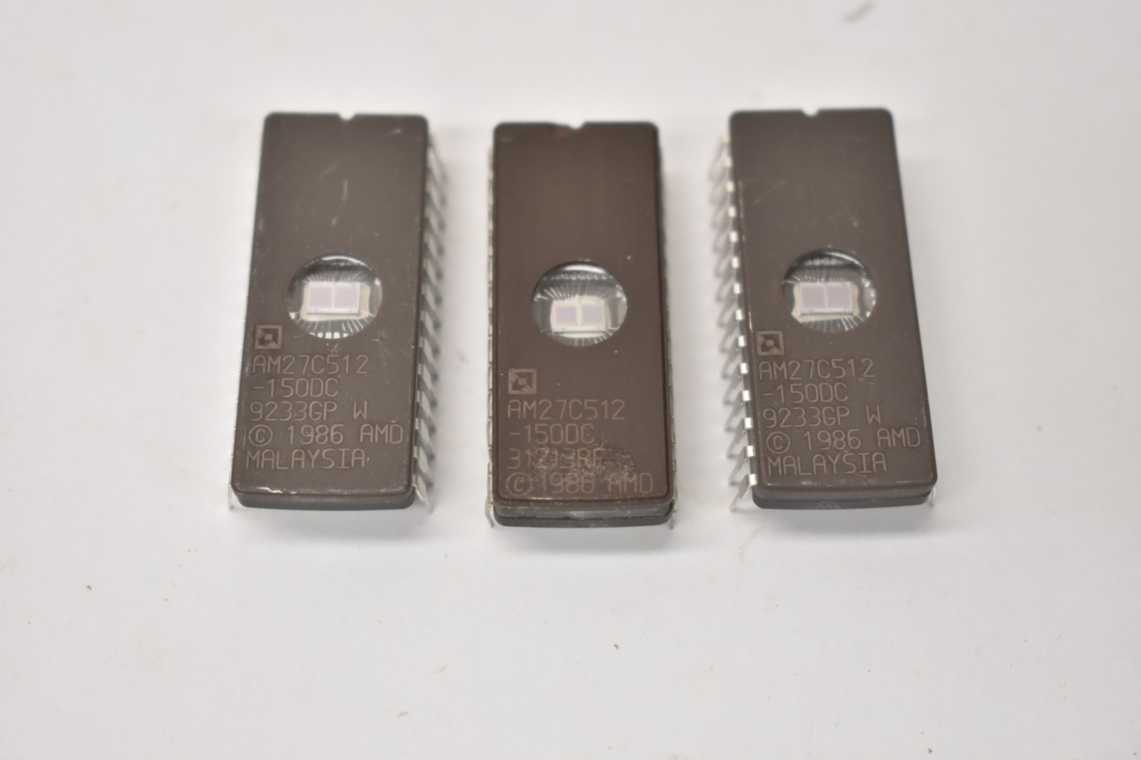 AMD AM27C512-150DC MCU 8-bit ADuC8xx 8052 CISC 8KB Flash 3V/5V 28-Pin ...