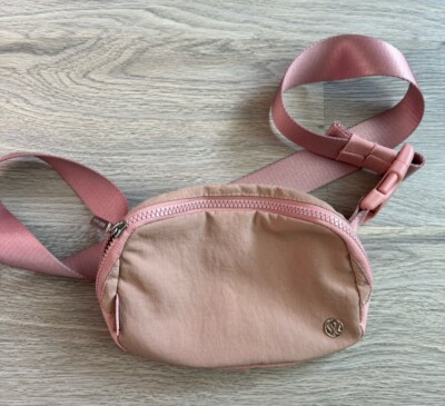 fjallraven kanken backpack mini vs classic Fjallraven Kanken Classic vs Mini - What's the difference?