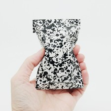 Lot 250 small paper gift bags/ Lot 250 petites pochettes cadeau en papier