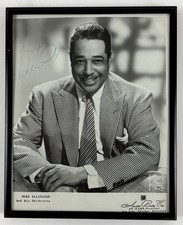 Duke Ellington / ORIGINAL PUBLICITY PHOTOGRAPH Signed