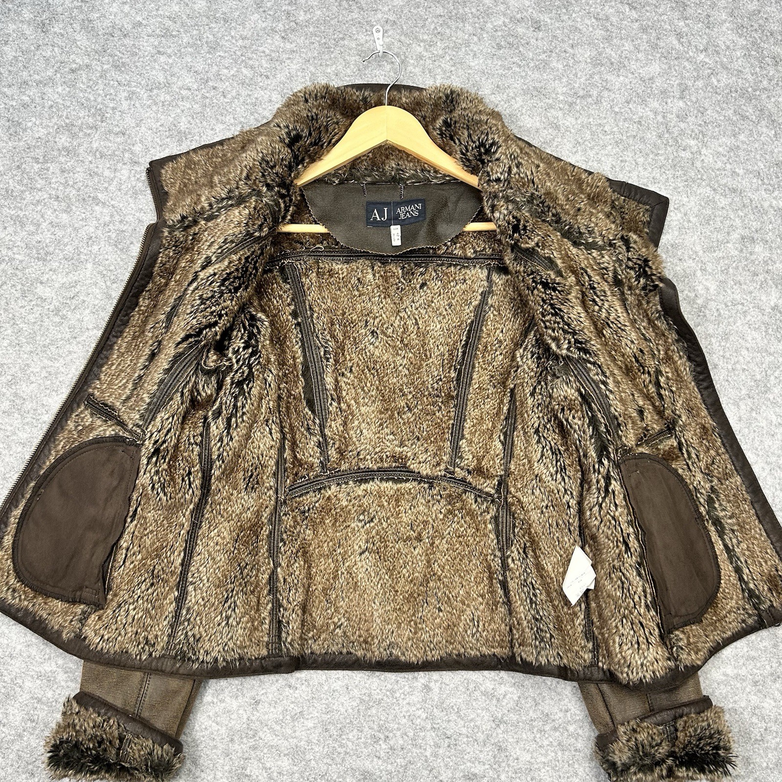 Vintage Armani Jeans Shearling Jacket Women’s EU42 US6 Brown Full Zip Retro Coat image 10