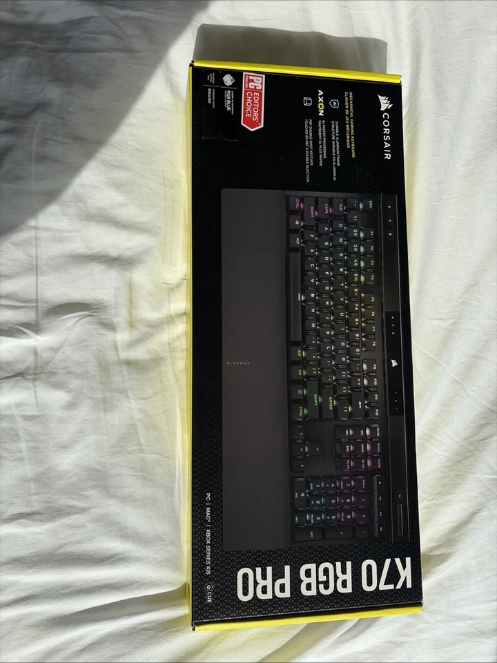 corsair k70 rgb pro mechanical gaming keyboard - Image 2 of 4