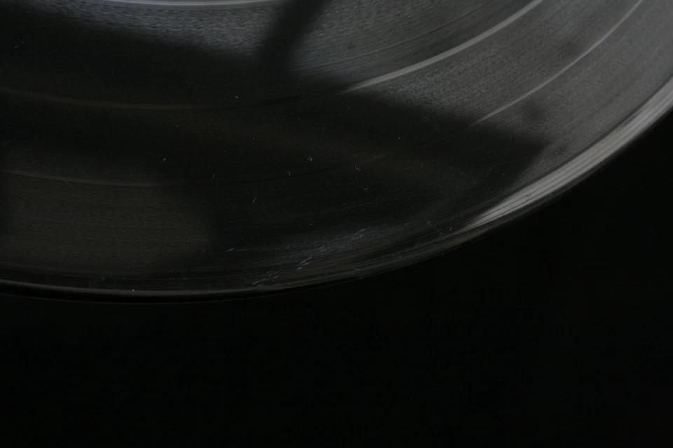 Mazzy Star – She Hangs Brightly (White Label.1990.U.K.Rough Trade) Vinyl.Record - Image 4 of 4