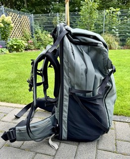FORCLAZ Reiserucksack Herren Kofferöffnung Backpacking ‒ Travel 900 70 6 L