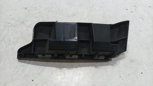 MERCEDES C CLASS W204 2009 - REAR LEFT PASSENGER SIDE BUMPER MOUNT BRACKET - Picture 1 of 7