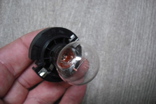 TS 03.373.10 MINI COOPER R56 REAR LIGHT BULB HOLDER - Picture 9 of 10