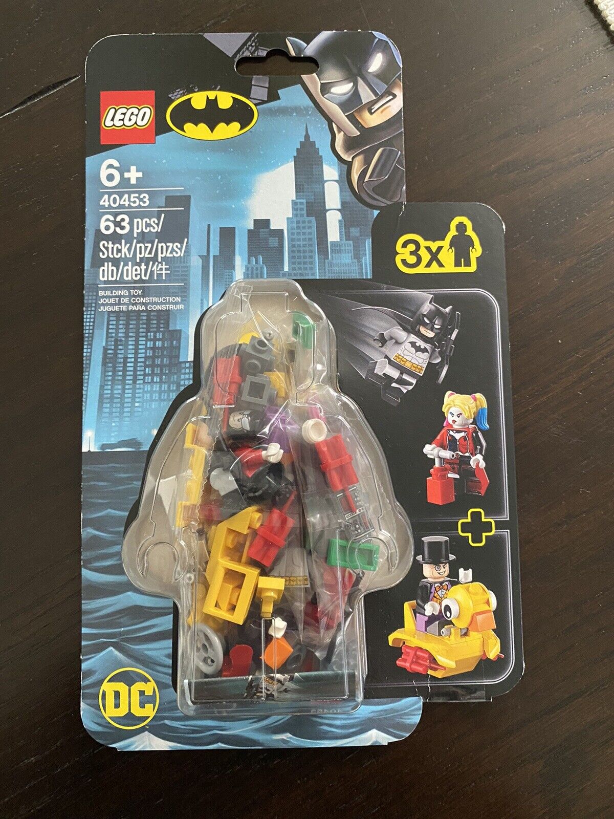 LEGO Batman vs. The Penguin & Harley Quinn Set 40453