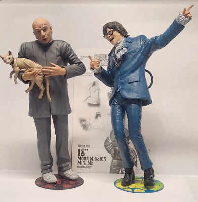 McFarlane Toys Austin Powers 9'' Austin Powers & Dr. Evil Pull String Figures