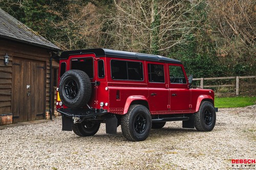 1985 Land Rover 110 3.9L V8 V8 Frame Off Restoration, Automatic, Air-Con - Picture 7 of 40