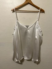 Belle & Sky Womans Metallic Top Size XXL Whimsical Romantic Old Money Event