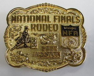 1984 Hesston NFR Rodeo Gürtelschnalle NOS Sattel Bronc Cowboy