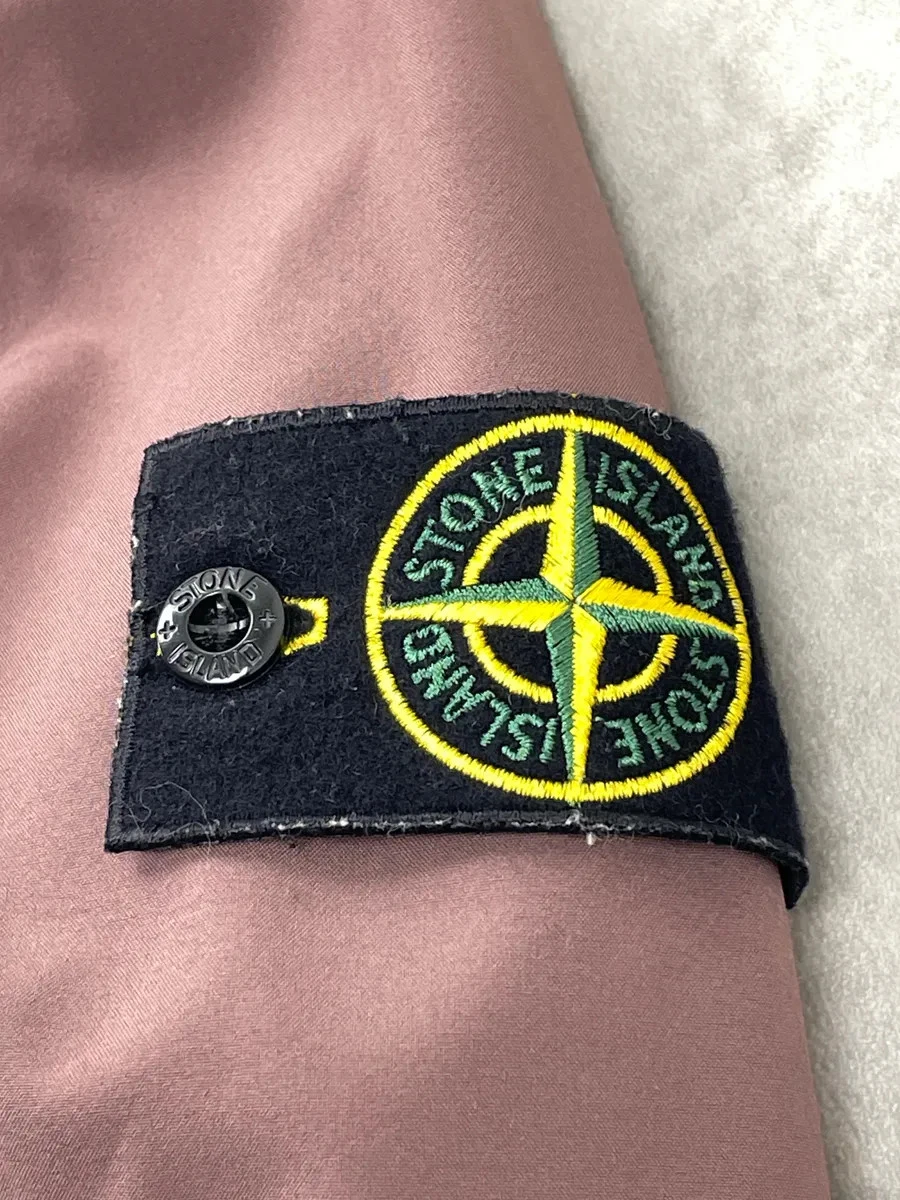 Stone Island Mauve Softshell Hooded Light Jacket (L) - product detail image 10