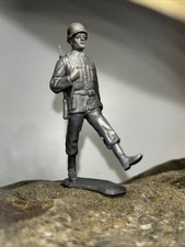 1963 Marx WW2 German Soldier 60mm Grey Excellent Condition VTG Army Men
