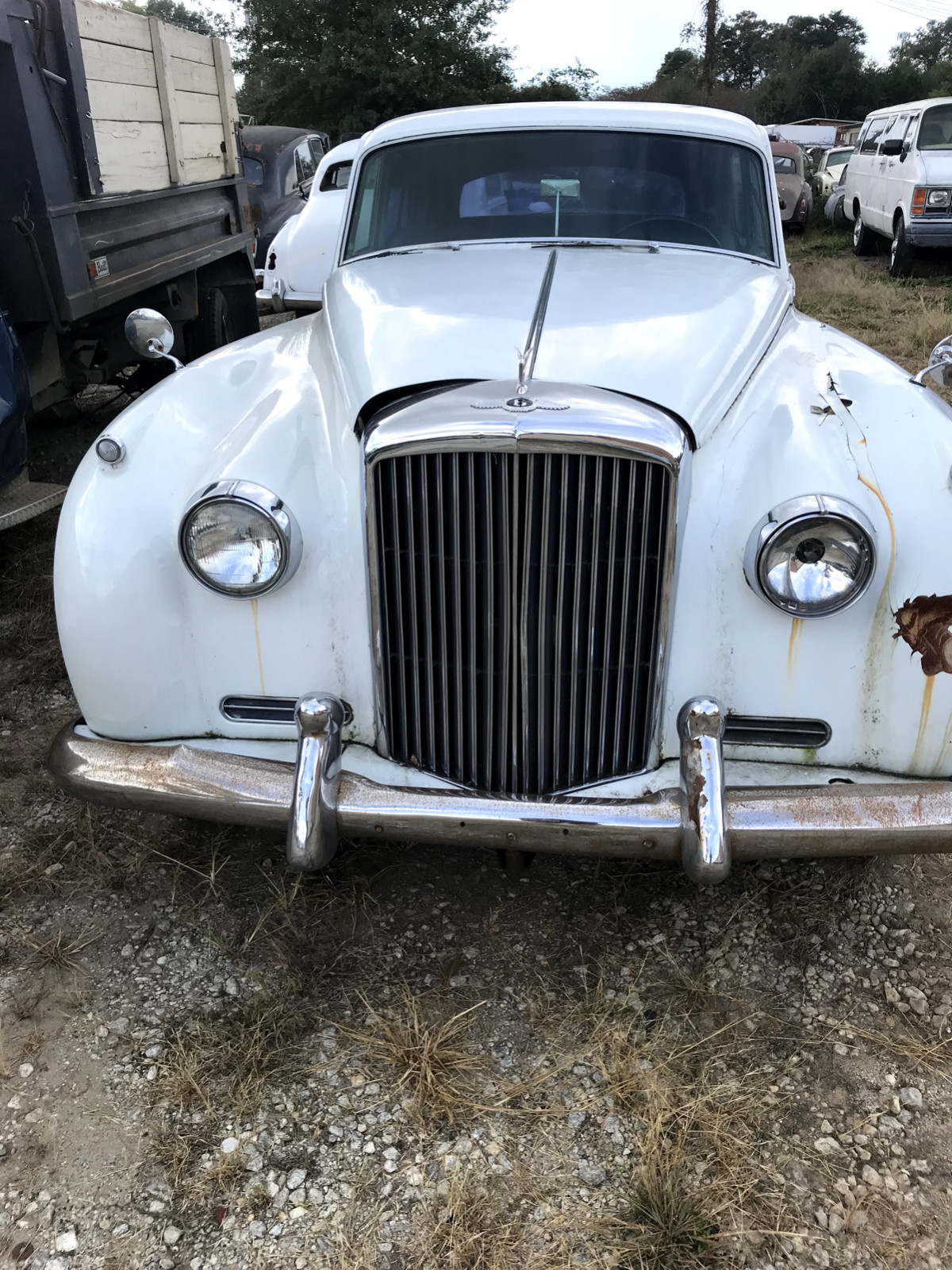 ROLLS ROYCE CLOUD BENTLEY HANDLE. THE WORLDS LARGEST USED 1946 to 1965 INVENTORY