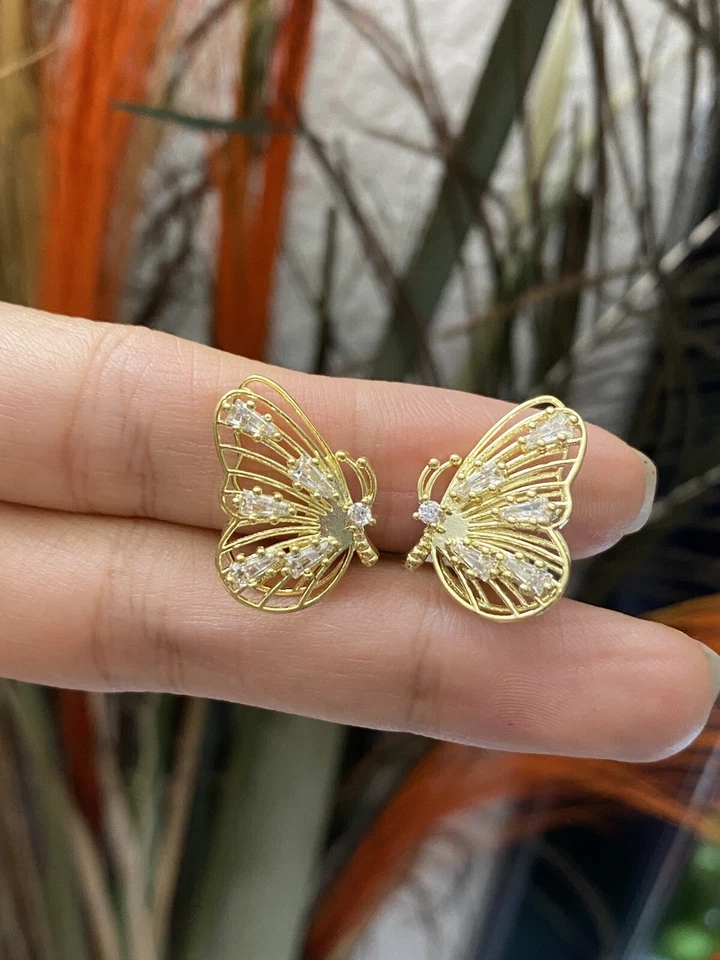 Серьги-клипсы с золотыми бабочками фианитами без прокола для женщин девочек - Изображение 3 из 4