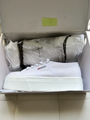 Superga Womens Cotw 2790A Sneaker White Size 7.5 M