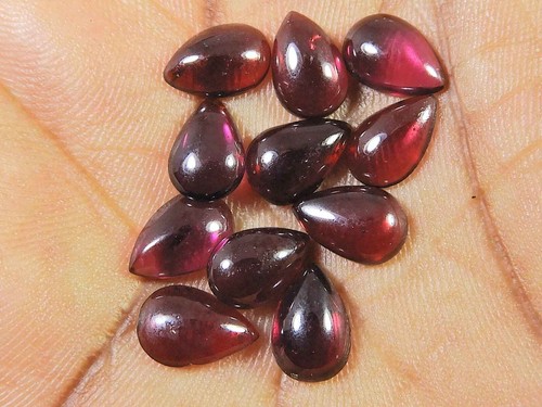 Pierres précieuses naturelles en vrac : grenat hessonite à facettes AAA : 23,40 carats, forme poire (23 x 16 mm) - France
