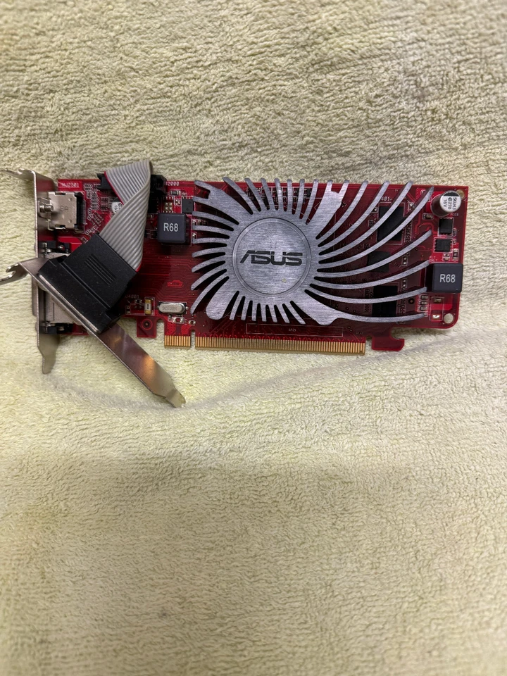 ASUS HD 5450 EAH5450 SILENT/DI/1GD3 LP 1GB DDR3 SDRAM PCI EXPRESS X16  V3-1 - Image 2 of 2