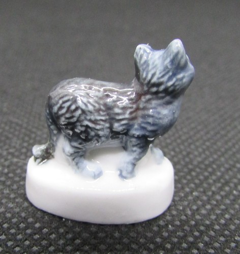Fève Une petit Chat Gris FLUFFY Cat Katze Voyage Samy #G41 - Imagen 2 de 2