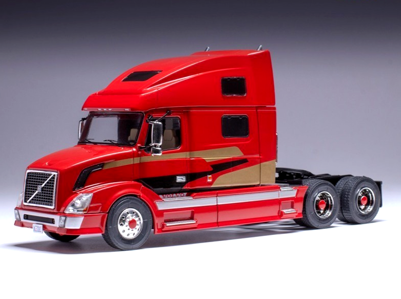 IXO 1/43 DIECAST 2010 VOLVO VNL 730 TRUCK CAB/TRACTOR RED/GOLD/BLACK TR220