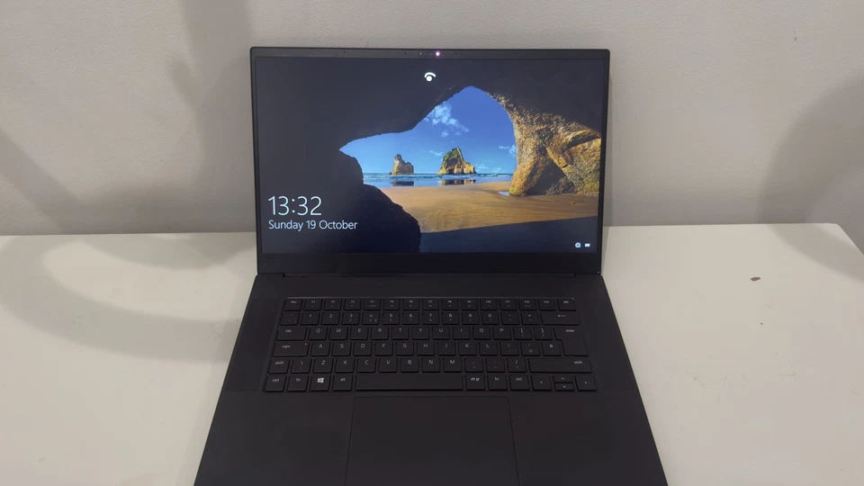 Razer Blade Advanced 2021 i7-11800H 16GBRAM 1TB 3080 15”DBRAND SKIN AND CHARGER - Image 4 of 4