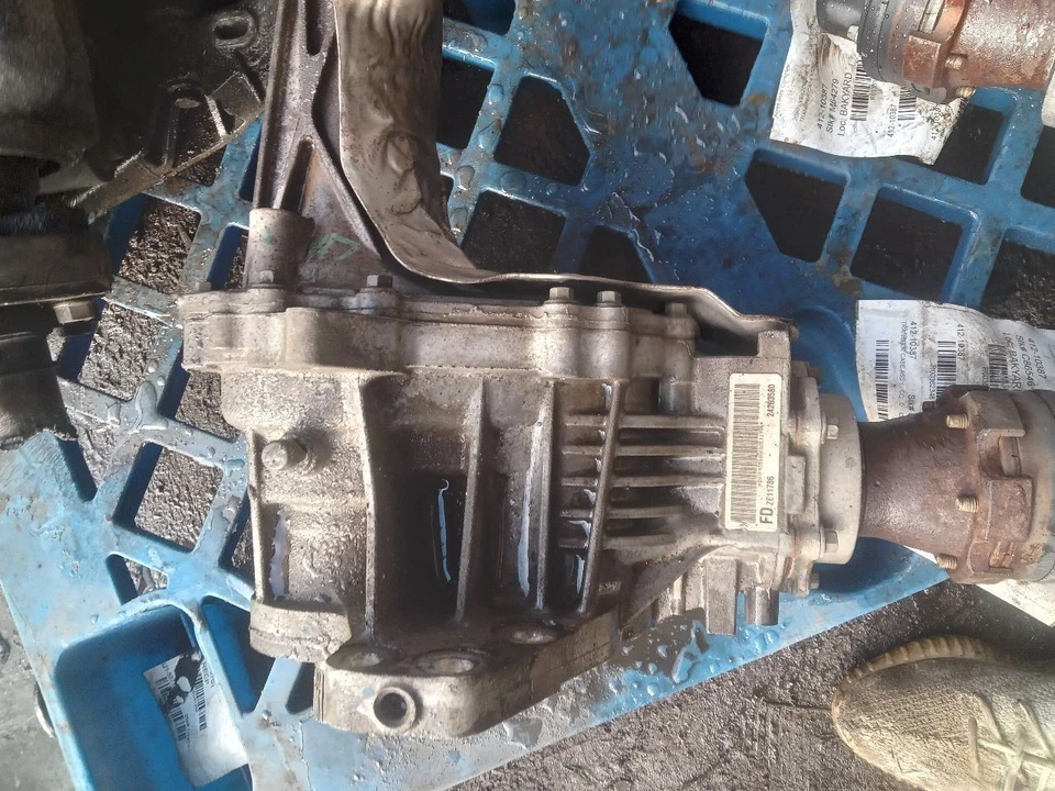 EQUINOX   2013 Transfer Case 362348 - Image 4 of 4