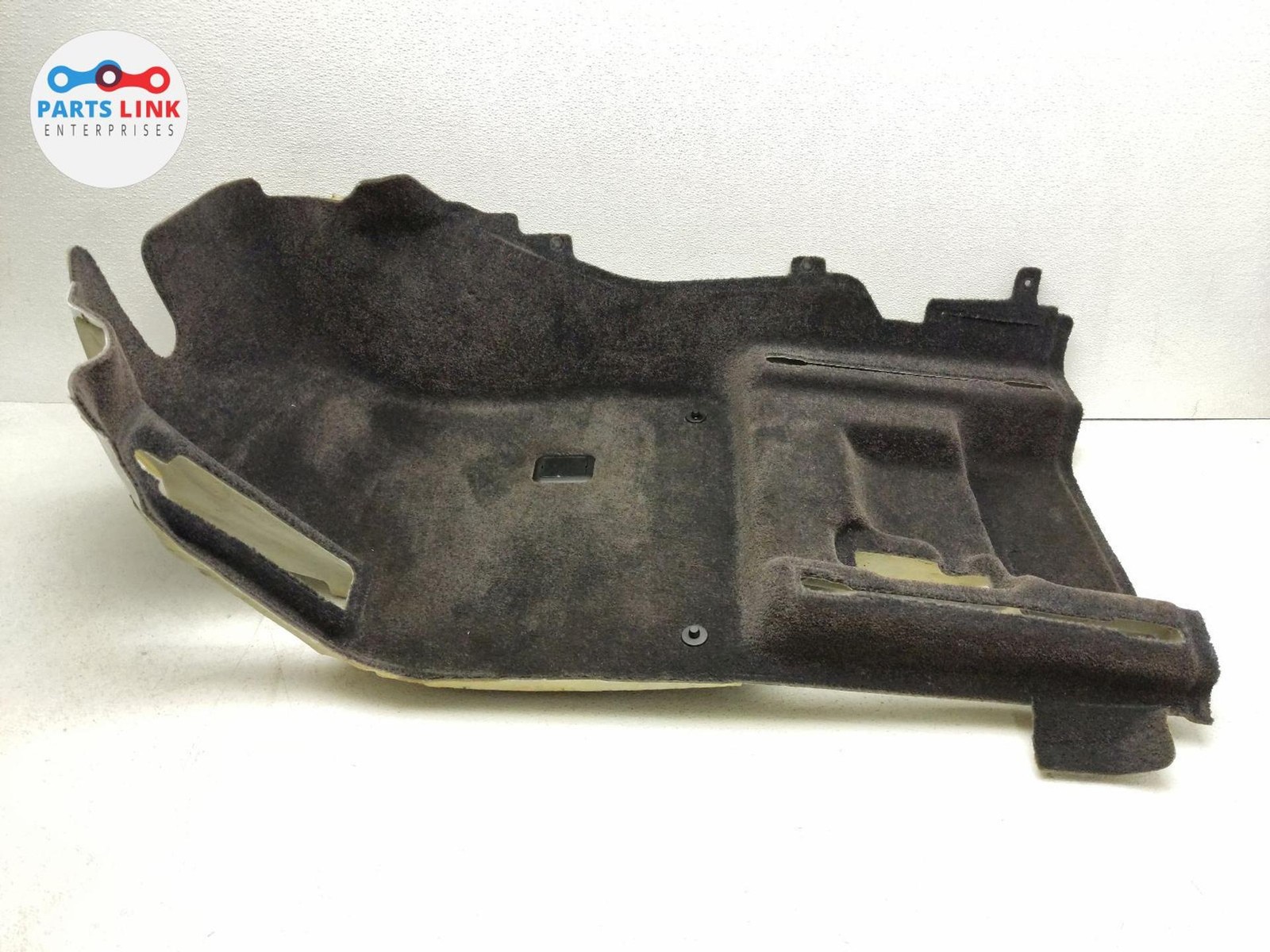 2016-20 BENTLEY BENTAYGA FRONT LEFT CAPRET LINER FLOOR TRIM DRIVER MAIN COVER