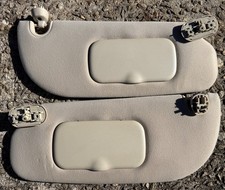 2003-2005 Mercury Mountaineer Ford Explorer Aviator Sun Visors Oem Beigetan 2003-2005 Mercury Mountaineer Ford Explorer Aviator Sun Visors Oem Beigetan