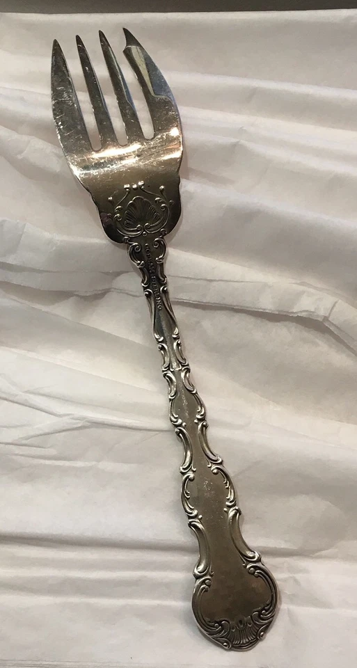 Tenedor de ensalada individual Gorham Strasbourg de plata de ley de 6 3/8" sin monos. Foto 4 de 4