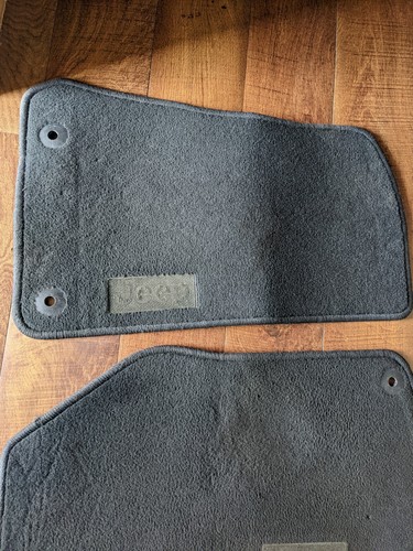Chrysler Jeep JL JT 4-Door Pick Up 4-Piece Floor Mats Set Original OEM 49212G - Picture 5 of 10