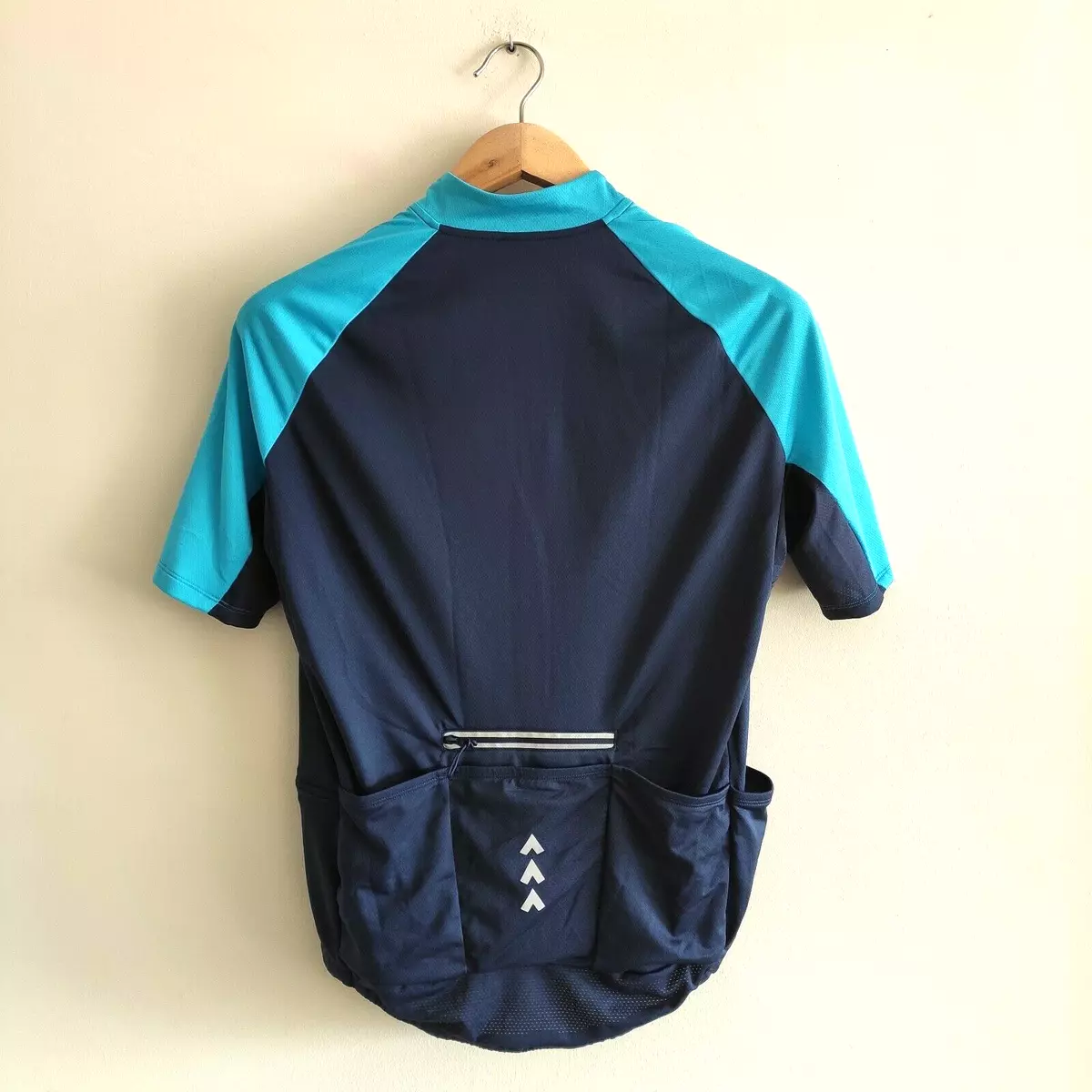 Decathlon cycling online top