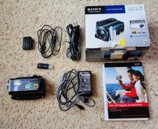 Sony Handycam HDR-XR150 W/ Box Works