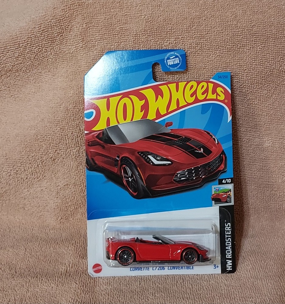 Hot Wheels Corvette C7 Z06 Convertible HW Roadsters 4/10 1:64