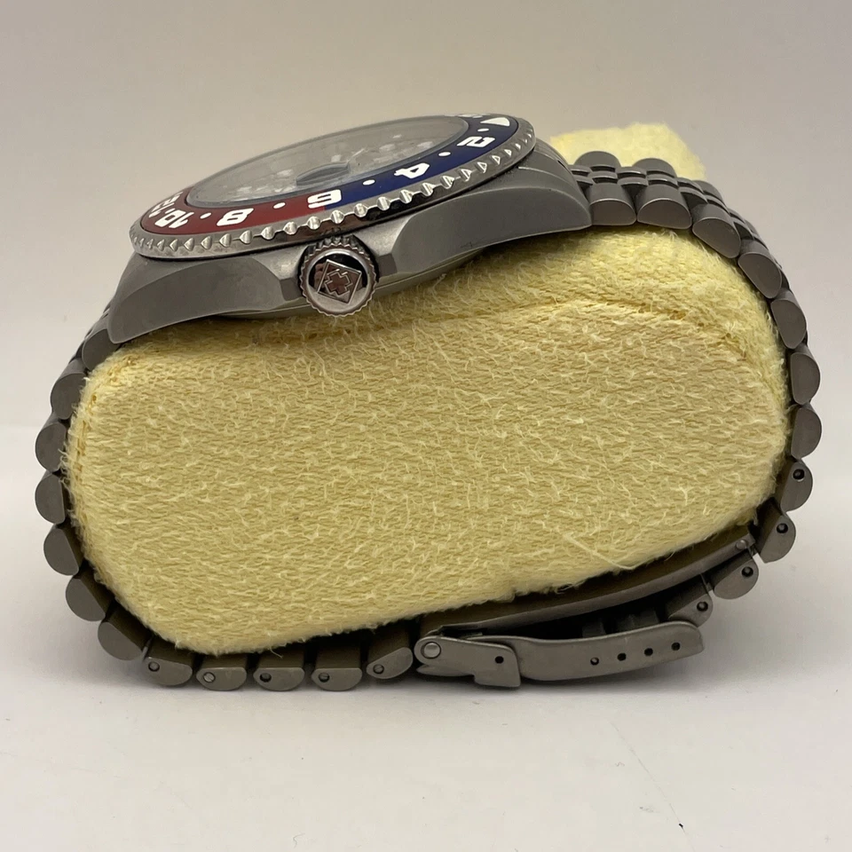 Автоматические мужские часы Invicta Meteorite титан | SW300-1 3043 с чехлом - Изображение 2 из 4