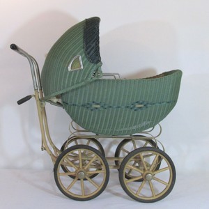 1920s baby carriage