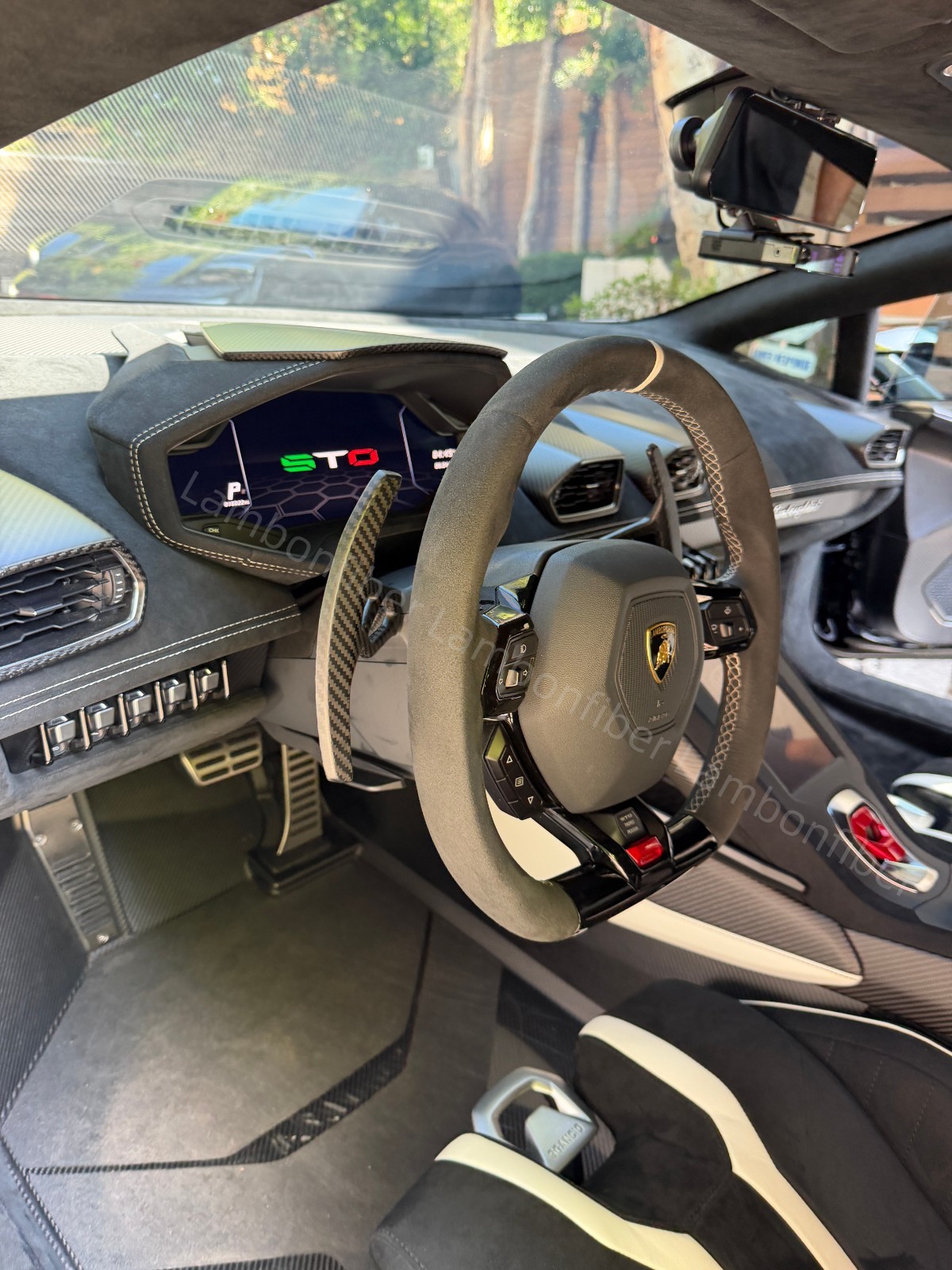 Lamborghini Huracan Paddle shifter